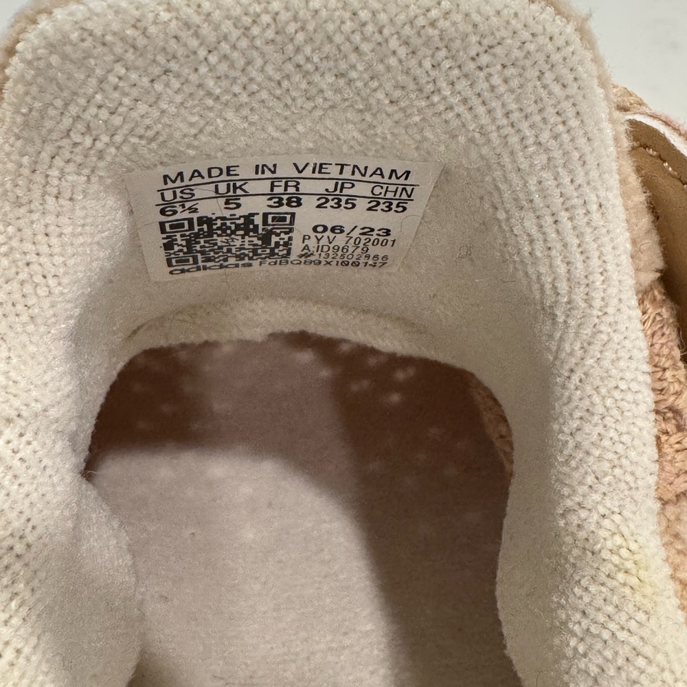 Adidas Ultraboost Sneakers 1.0 DNA - size 6.5 - Beige (looks camel colored) - Picture 5 of 5